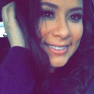 Meet your Posher, Ameliya